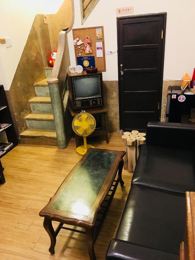 Feng Chao Home Tainan Buitenkant foto
